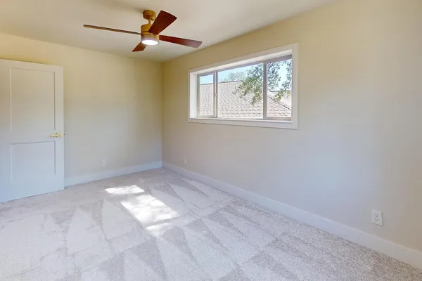 $549,999 | 18082 Hummingbird Drive, Penn Valley, CA 95946