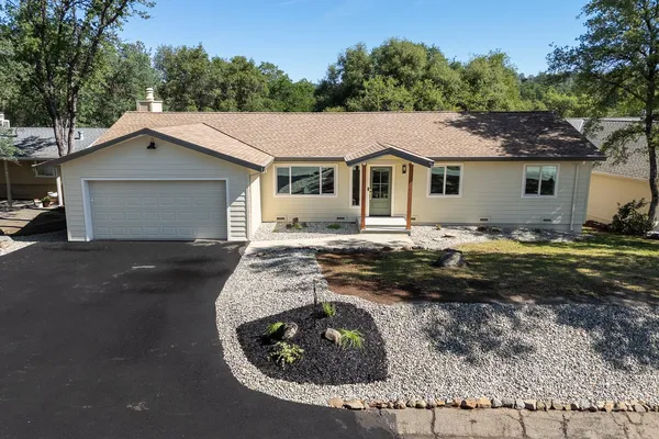 $549,999 | 18082 Hummingbird Drive, Penn Valley, CA 95946