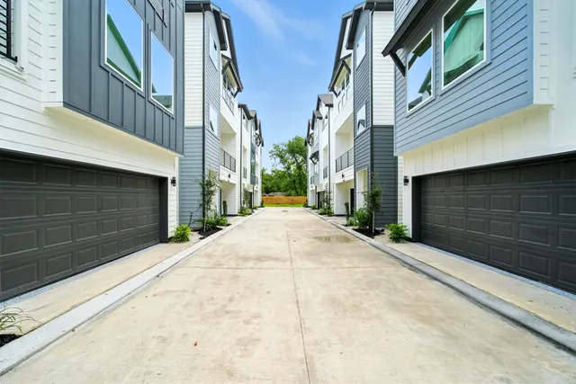 a view of an entrance gate of a house