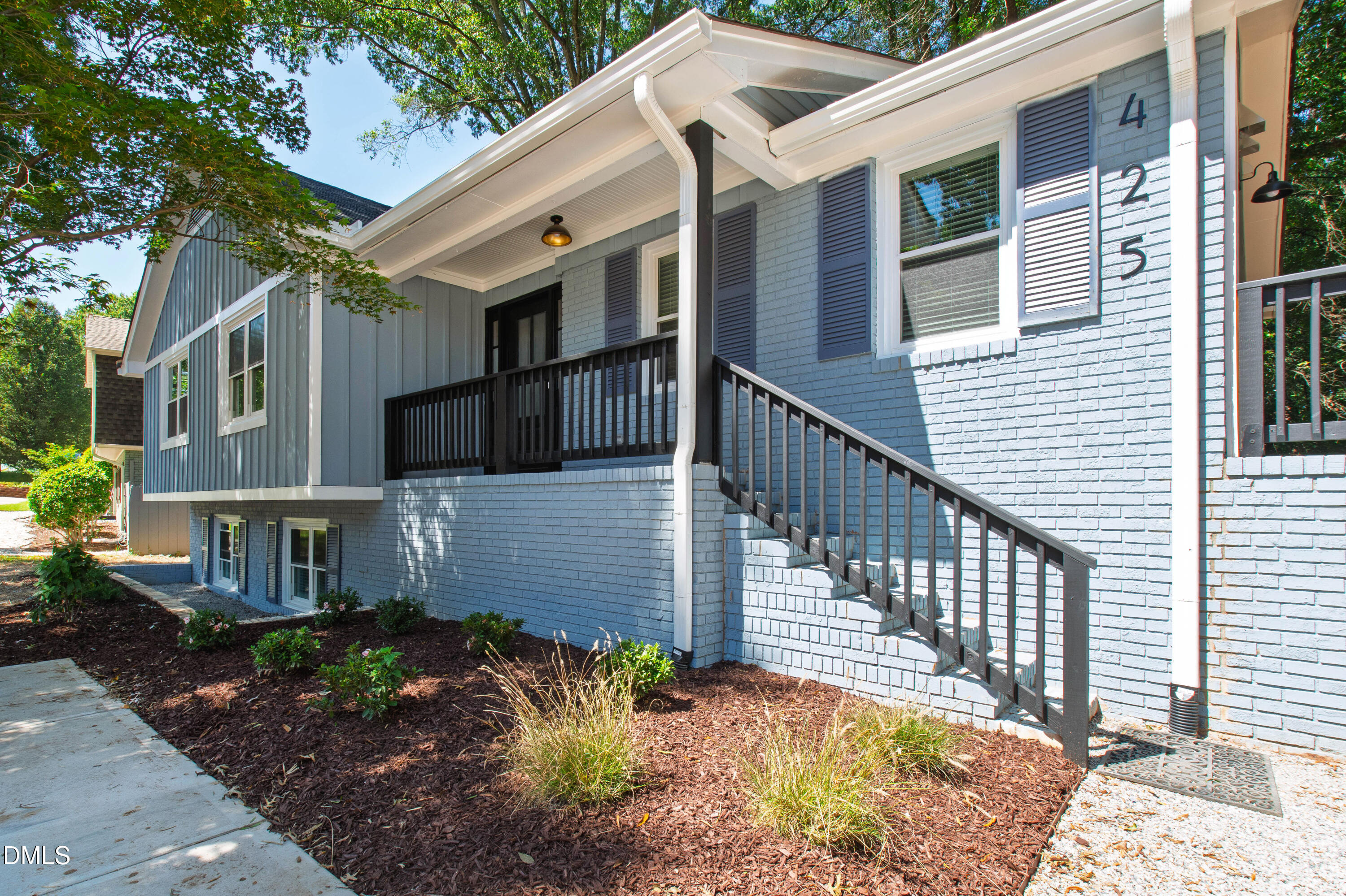 425 East Millbrook Road Raleigh, NC 27609 - Photo 3 of 53 Millbrook-57