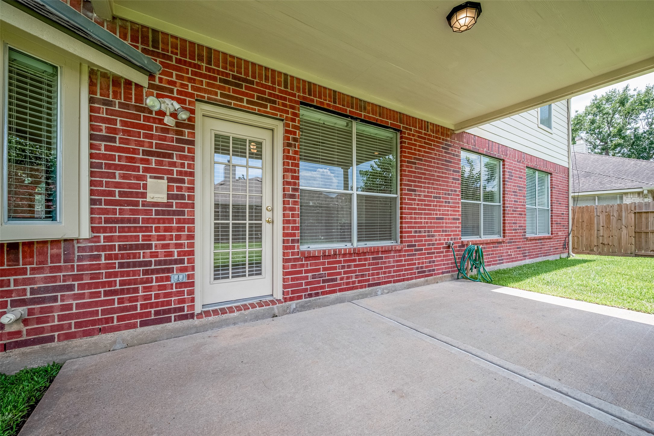 9218 Memorial Pines Way Spring, TX 77379 - Photo 37 of 39 Covered backyard patio