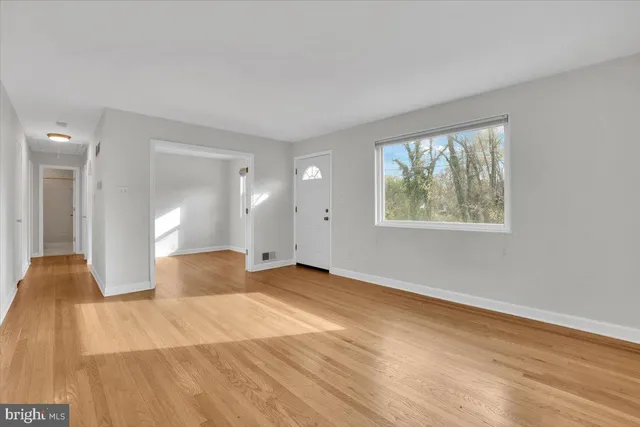 $3,950 | 4715 Boiling Brook Parkway, Rockville, MD 20852