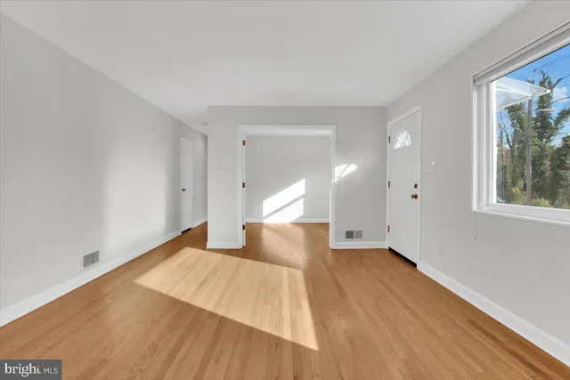 $3,950 | 4715 Boiling Brook Parkway, Rockville, MD 20852