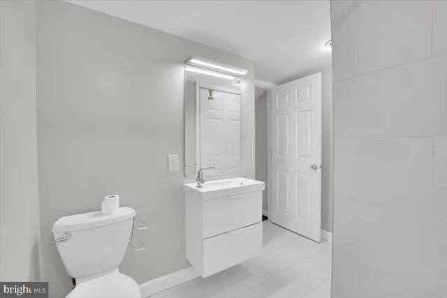 $3,950 | 4715 Boiling Brook Parkway, Rockville, MD 20852