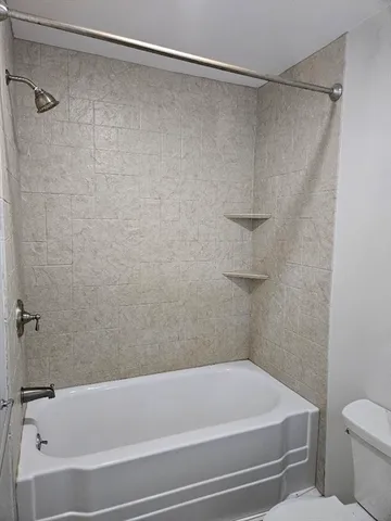 $2,600 | 37 High Street, Unit 2, Andover, MA 01810