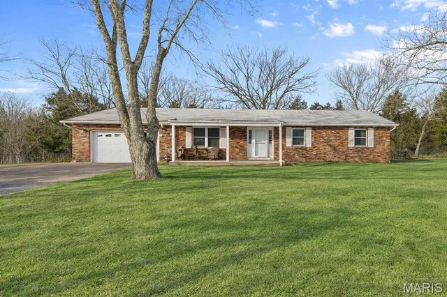 $259,900 | 5255 Hillsboro Road, Farmington, MO 63640