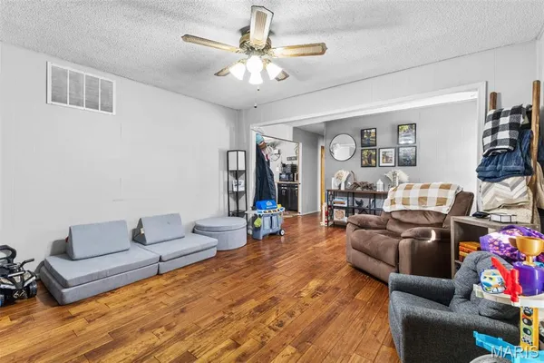 $259,900 | 5255 Hillsboro Road, Farmington, MO 63640