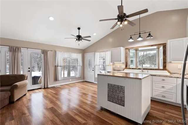 $249,900 | 5453 East McCarthy Knob Road, New Albany, IN 47150