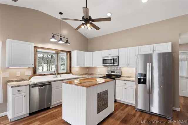 $249,900 | 5453 East McCarthy Knob Road, New Albany, IN 47150