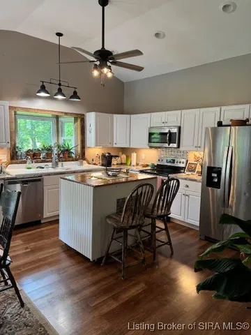 $249,900 | 5453 East McCarthy Knob Road, New Albany, IN 47150