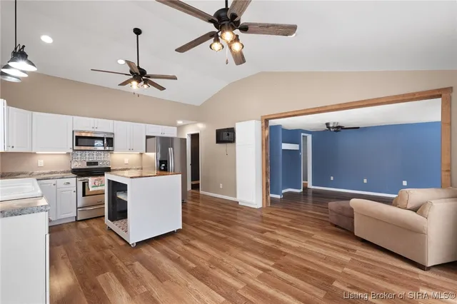 $249,900 | 5453 East McCarthy Knob Road, New Albany, IN 47150