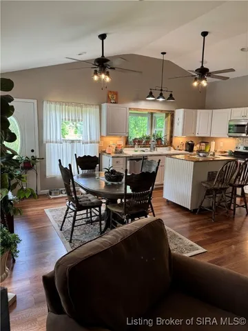 $249,900 | 5453 East McCarthy Knob Road, New Albany, IN 47150