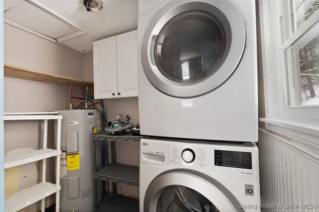 $249,900 | 5453 East McCarthy Knob Road, New Albany, IN 47150