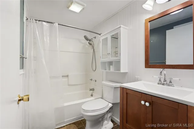 $249,900 | 5453 East McCarthy Knob Road, New Albany, IN 47150