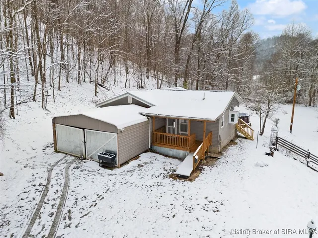 $249,900 | 5453 East McCarthy Knob Road, New Albany, IN 47150