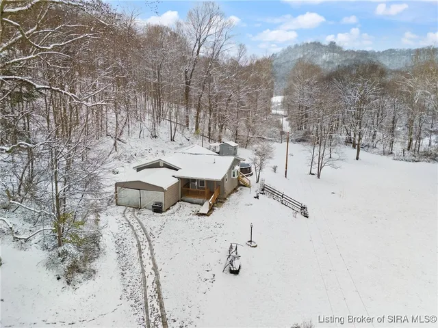 $249,900 | 5453 East McCarthy Knob Road, New Albany, IN 47150