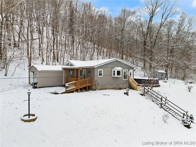 $249,900 | 5453 East McCarthy Knob Road, New Albany, IN 47150
