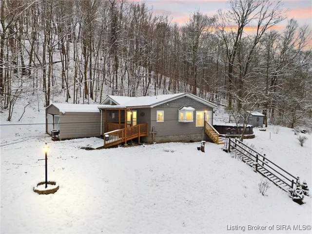 $249,900 | 5453 East McCarthy Knob Road, New Albany, IN 47150