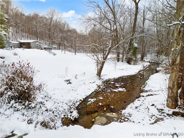 $249,900 | 5453 East McCarthy Knob Road, New Albany, IN 47150