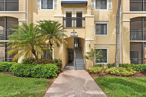 $355,000 | 2725 Anzio Court, Unit 307, Palm Beach Gardens, FL 33410