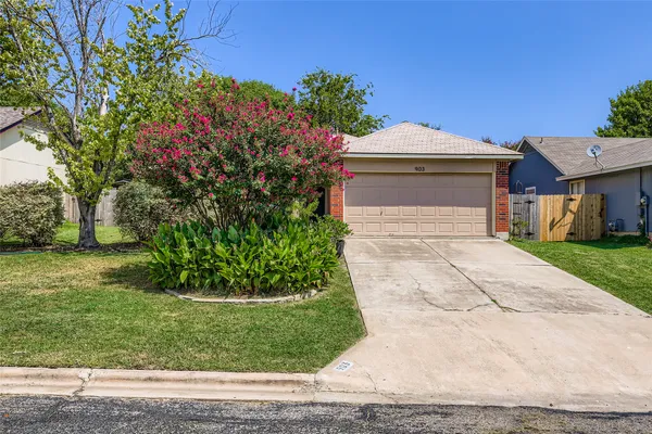 $1,895 | 903 Jasmine Trail, Georgetown, TX 78626