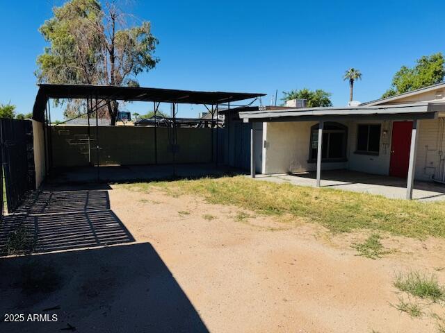 1737 West Pecan Road Phoenix, AZ 85041 - Photo 3 of 14 a view of a terrace