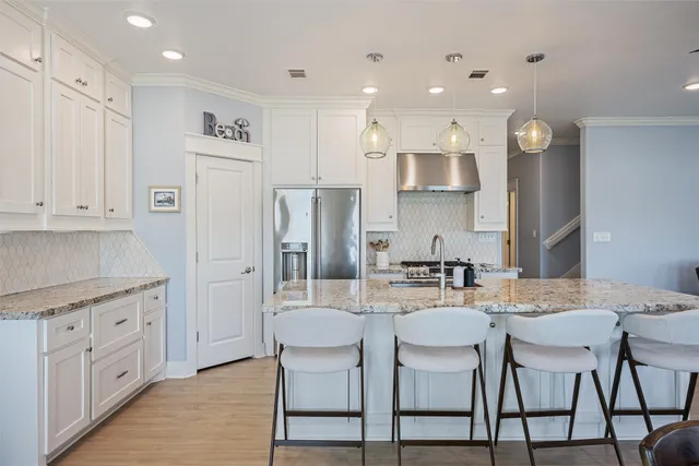 $750,000 | 1759 Redfish Ln Port, Port Bolivar, TX 77650