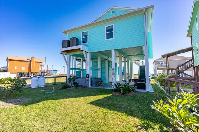 $750,000 | 1759 Redfish Ln Port, Port Bolivar, TX 77650