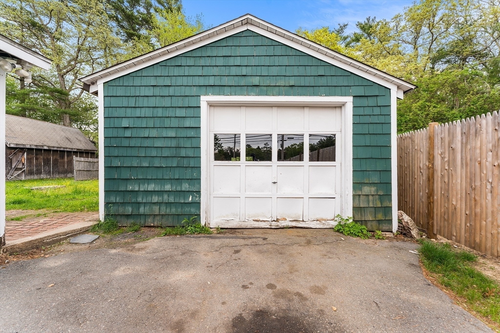 170 Wareham Road Marion, MA 02738 - Photo 26 of 30