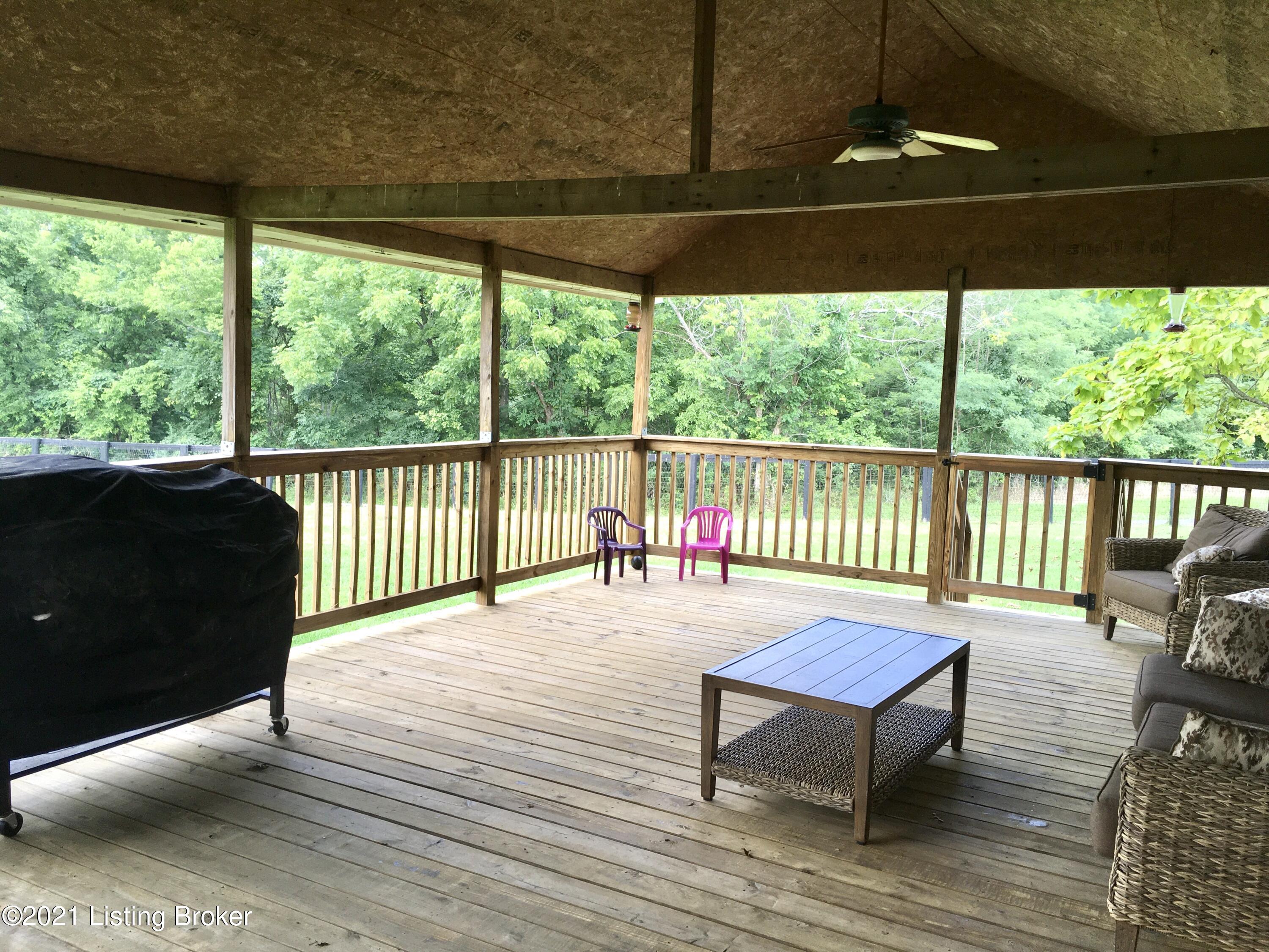 2932 Cat Ridge Road Waddy, KY 40076 - Photo 24 of 47 Photo Aug 21, 1 02 33 PM