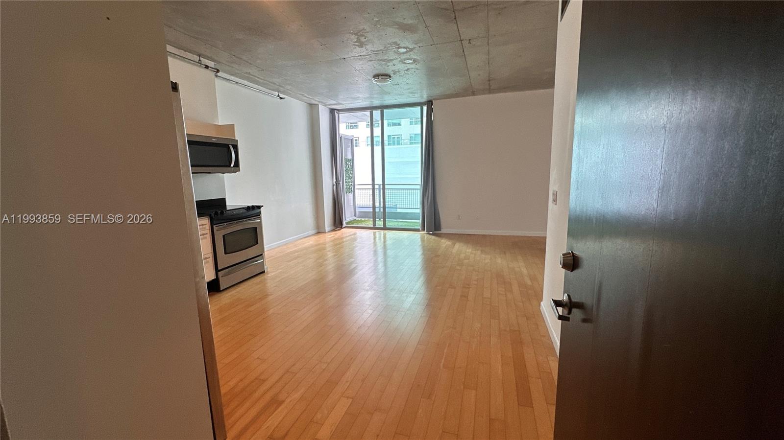 690 Southwest 1st Court, Unit 1128 Miami, FL 33130 - Photo 13 of 51