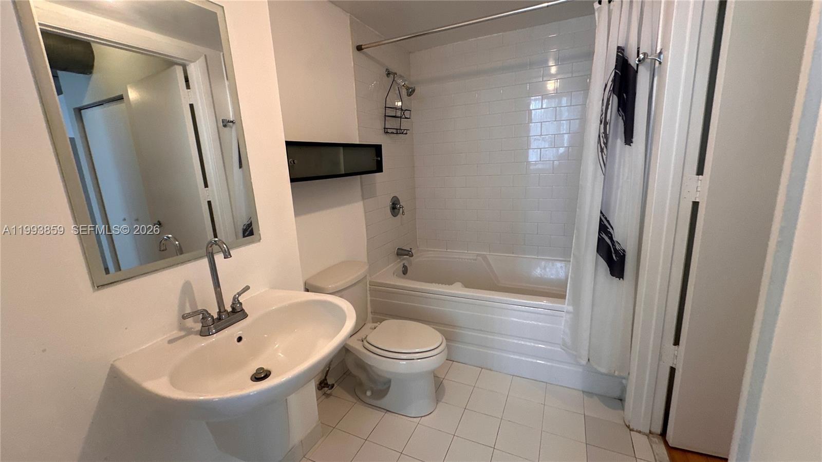 690 Southwest 1st Court, Unit 1128 Miami, FL 33130 - Photo 24 of 51