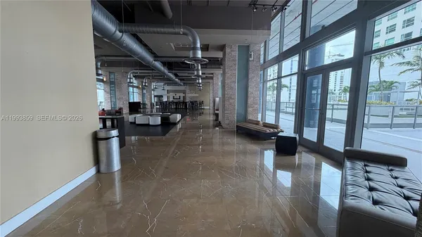 $2,375 | 690 Southwest 1st Court, Unit 1128, Miami, FL 33130