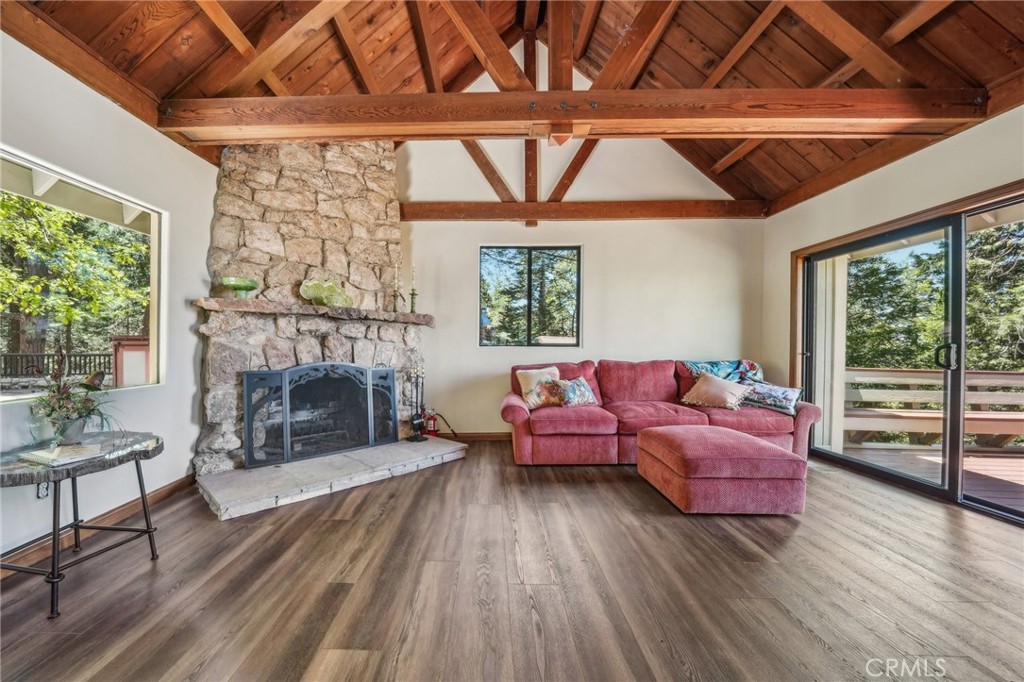 551 Raccoon Lane Lake Arrowhead, CA 92352 - Photo 2 of 43