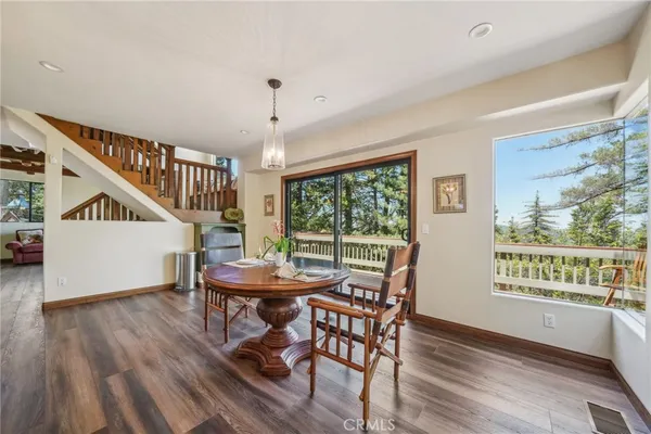 $699,000 | 551 Raccoon Lane, Lake Arrowhead, CA 92352