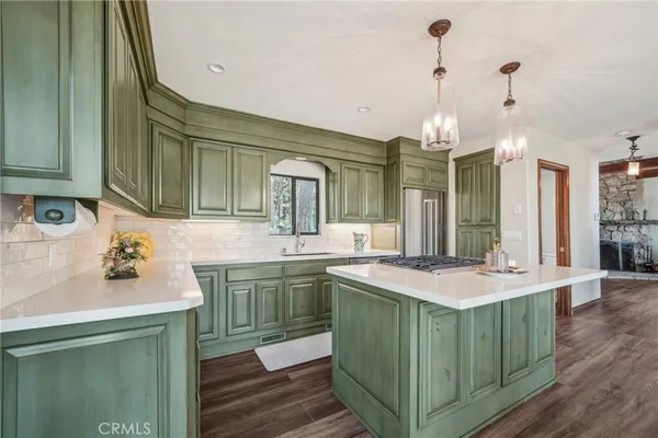 $699,000 | 551 Raccoon Lane, Lake Arrowhead, CA 92352