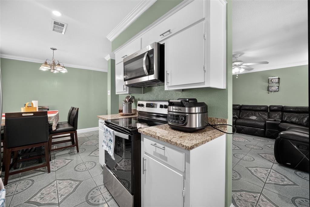 519 East 8th Street Irving, TX 75060 - Photo 12 of 31