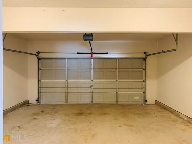 $1,850 | 221 Southwind Lane, Newnan, GA 30265