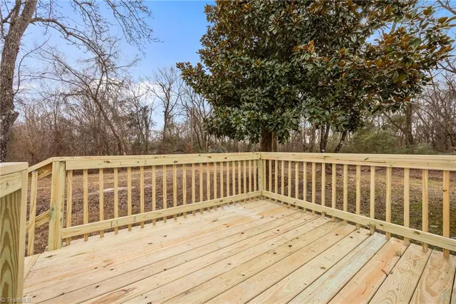 $179,900 | 100 Carr Street, Thomasville, NC 27360