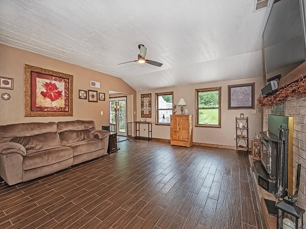 165 Monks Road Saxonburg, PA 16056 - Photo 21 of 34 Gallery Image 21