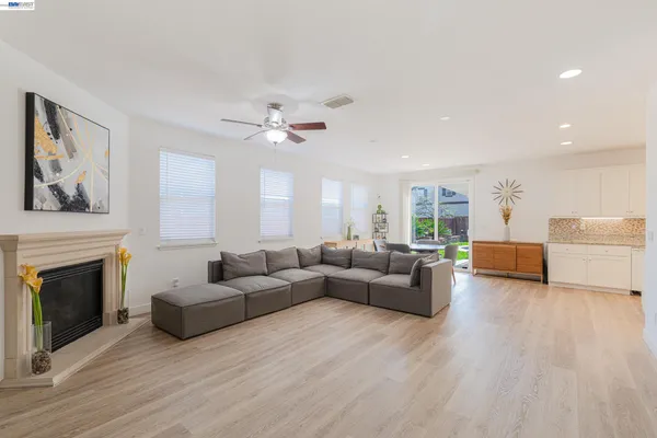 $944,000 | 228 West Heritage Drive, Mountain House, CA 95391