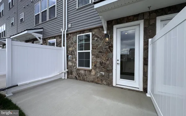 $399,990 | 74 Valerian Loop, Unit 1, Stafford, VA 22554