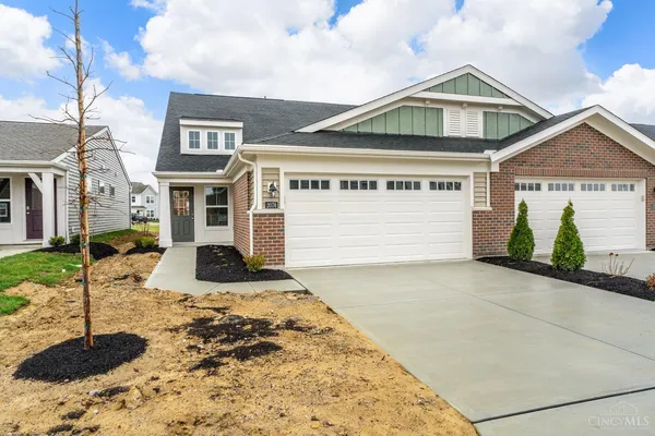 $2,400 | 2076 Barleybrook Street, Batavia, OH 45103