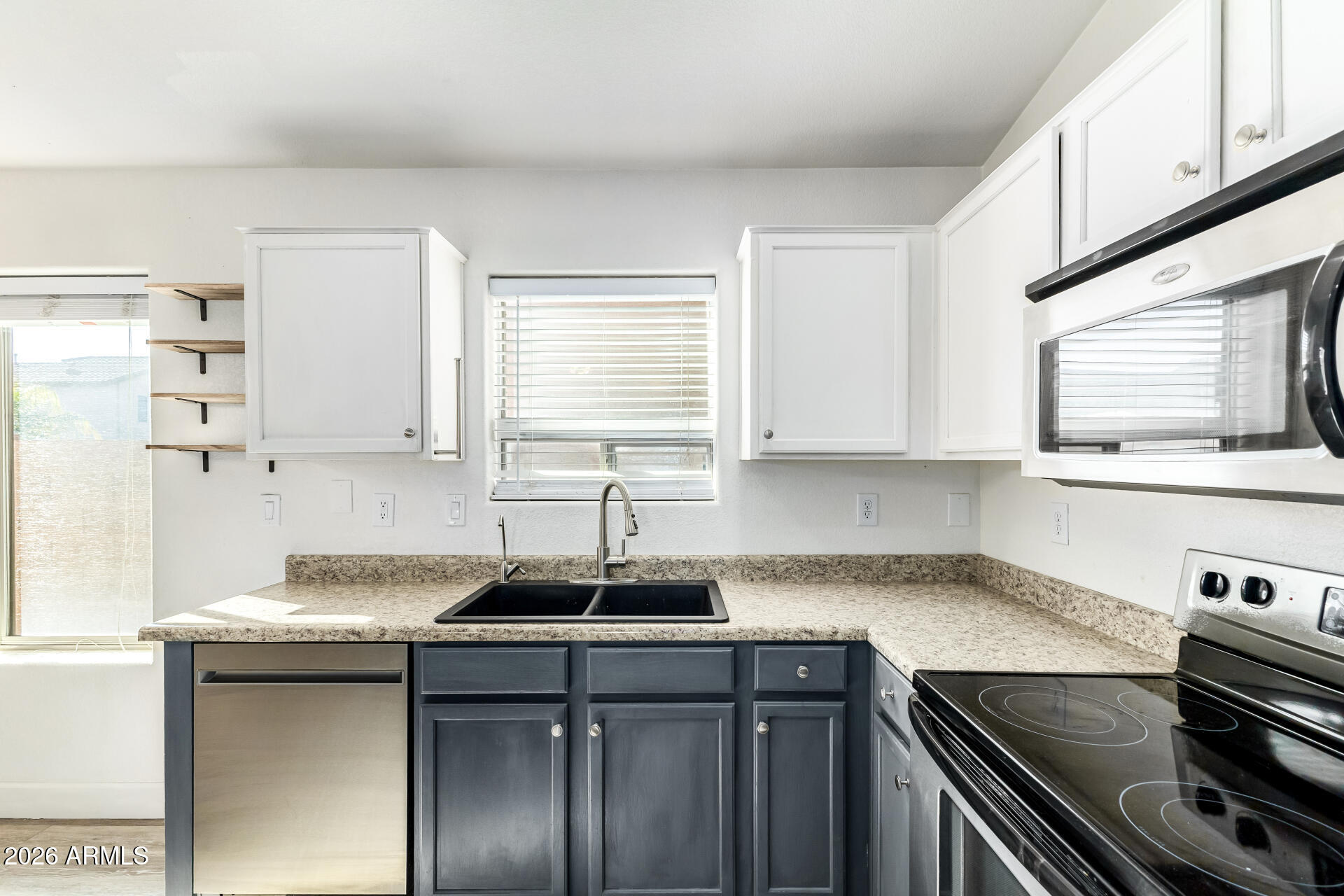 4199 East Citrine Road San Tan Valley, AZ 85143 - Photo 12 of 34 12 - Citrine