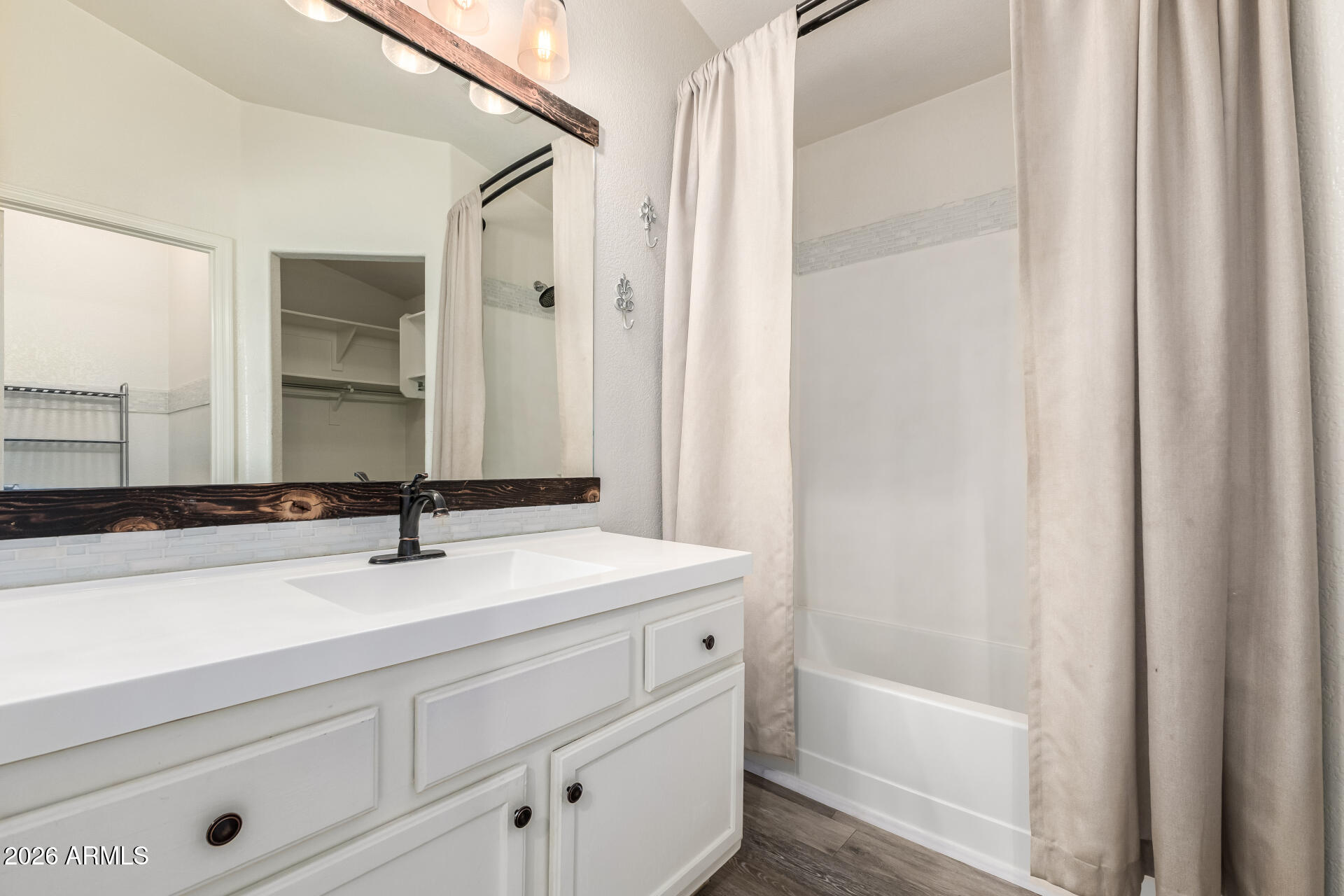 4199 East Citrine Road San Tan Valley, AZ 85143 - Photo 16 of 34 16 - Citrine