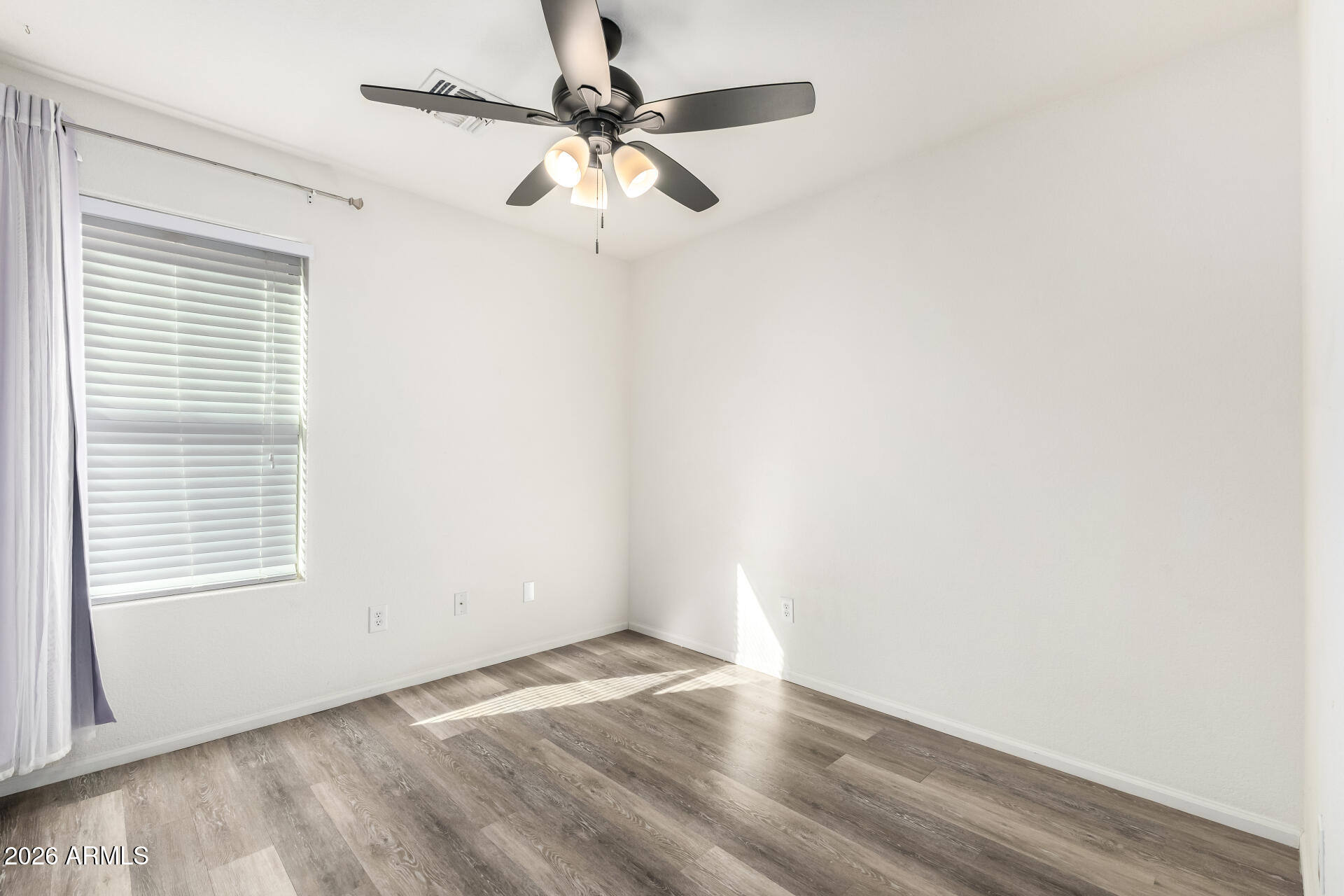 4199 East Citrine Road San Tan Valley, AZ 85143 - Photo 18 of 34 18 - Citrine