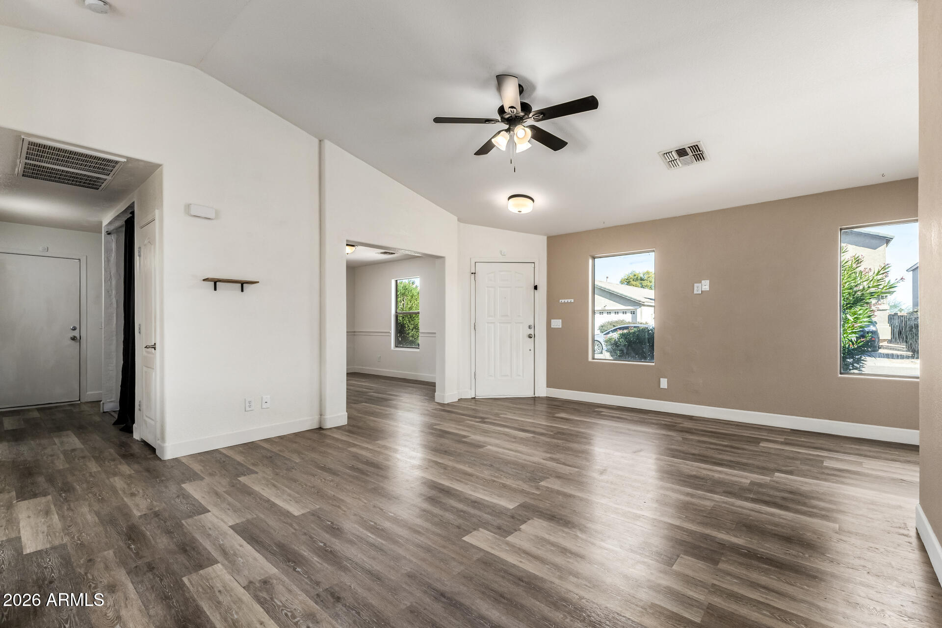 4199 East Citrine Road San Tan Valley, AZ 85143 - Photo 6 of 34 6 - Citrine