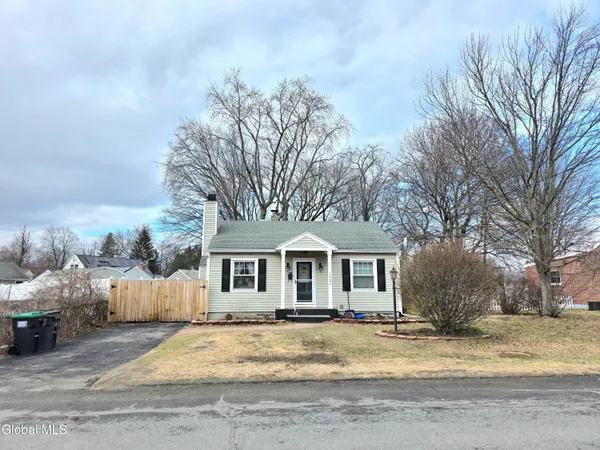 $235,000 | 1020 6th Street, Rotterdam, NY 12303