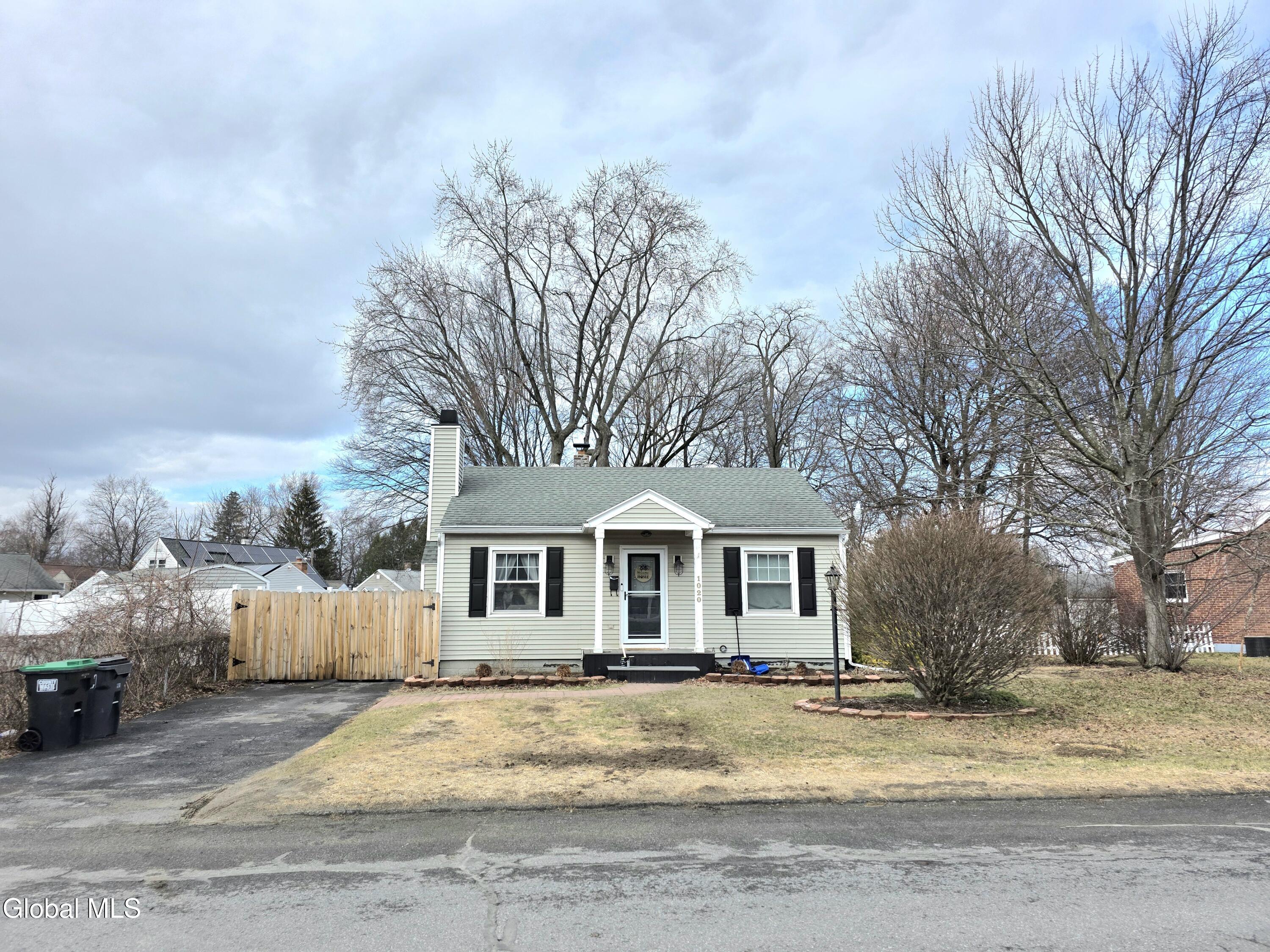 1020 6th Street Rotterdam, NY 12303 - Photo 1 of 36 20260321_145930