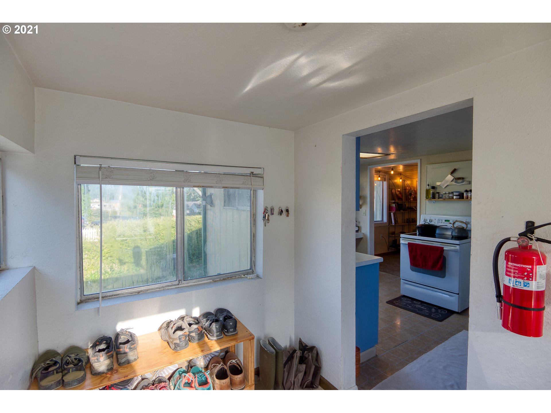 63665 Andrews Road Coos Bay, OR 97420 - Photo 18 of 32 Gallery Image 18